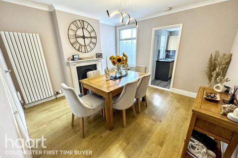 2 bedroom end of terrace house for sale, Greenstead Road, Colchester
