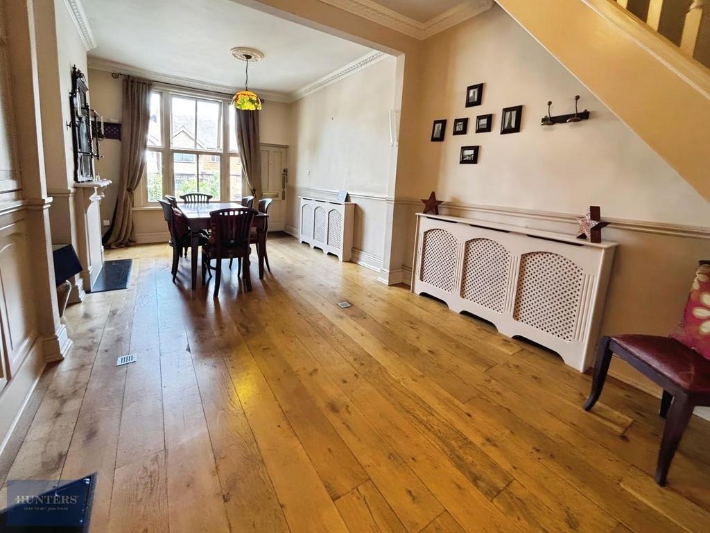Lounge Dining Room 3