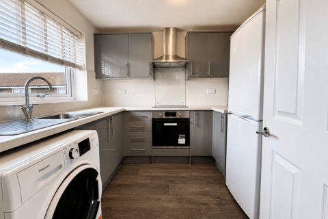 2 bedroom flat to rent, Cornflower Drive, Chelmsford, CM1 6XZ
