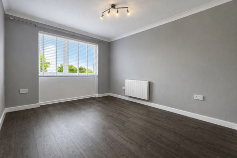 2 bedroom flat to rent, Cornflower Drive, Chelmsford, CM1 6XZ