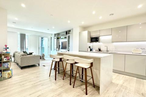 Peto Street North, London E16