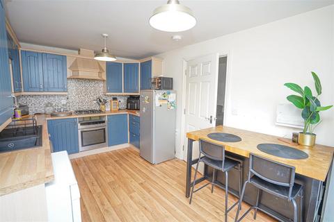 2 Culm Close, Bideford, EX39 4AX