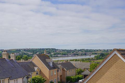 2 Culm Close, Bideford, EX39 4AX