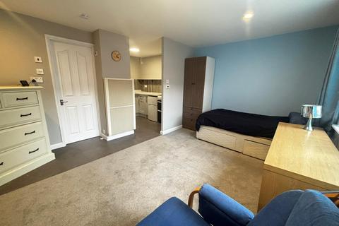 Studio to rent, Montserrat Place , Basingstoke RG24