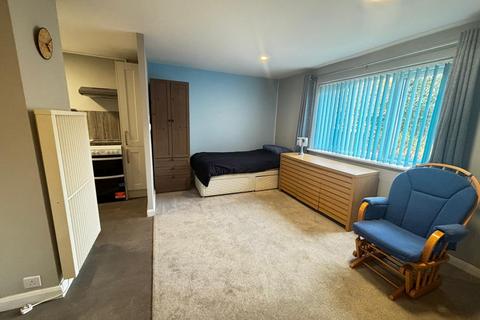 Studio to rent, Montserrat Place , Basingstoke RG24