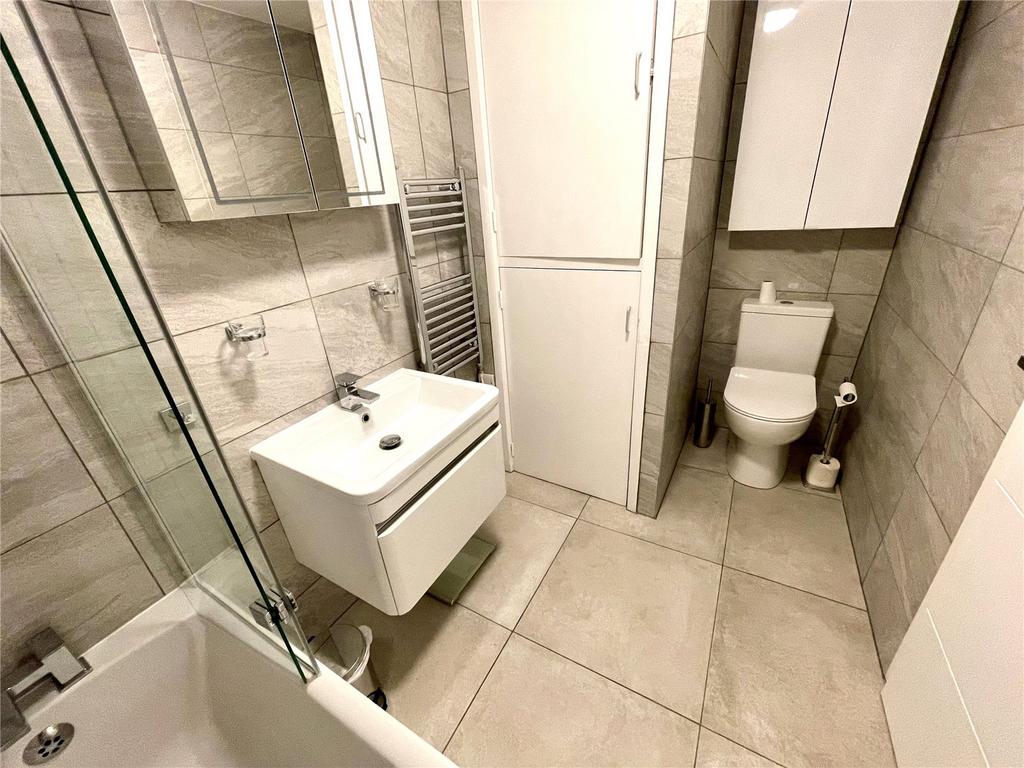 Modern Bathroom