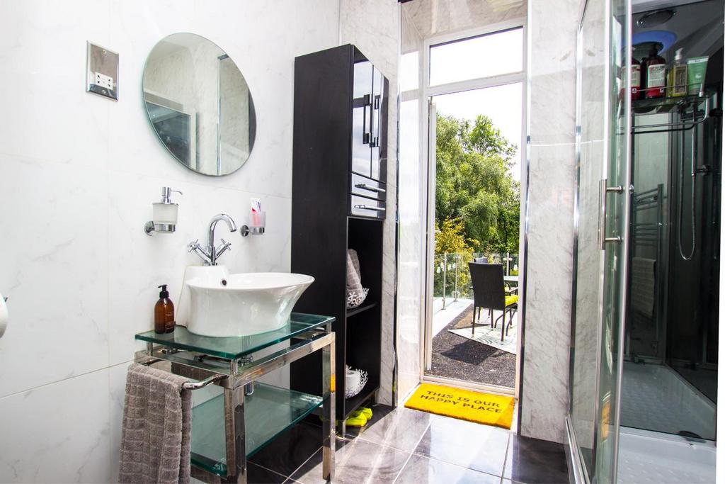 Plane Tree Cottage (11).jpg