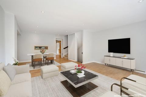 undefined, Woodsford Square, Holland Park, London