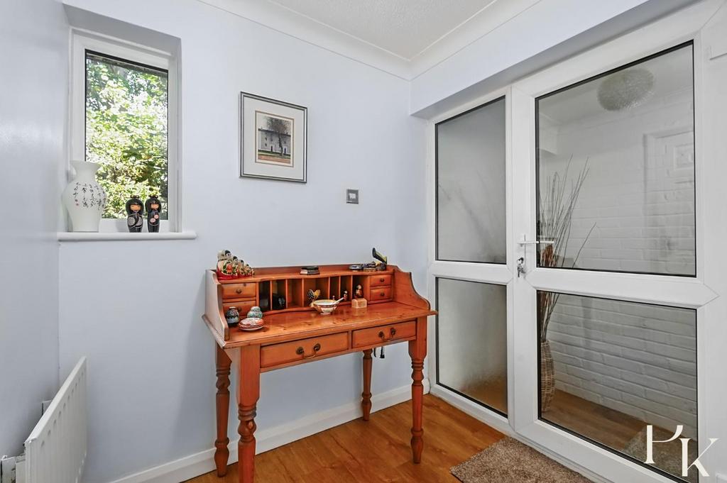 22 Hangleton Manor Close, BN3 (9).jpg