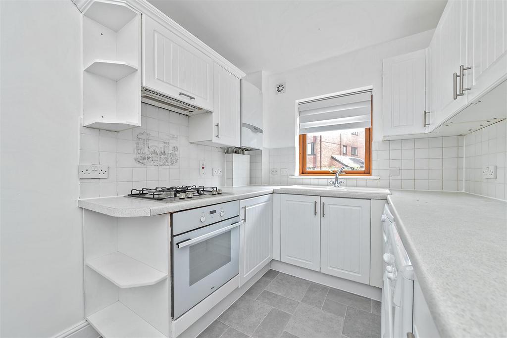9 Ashtree Court-14.jpg
