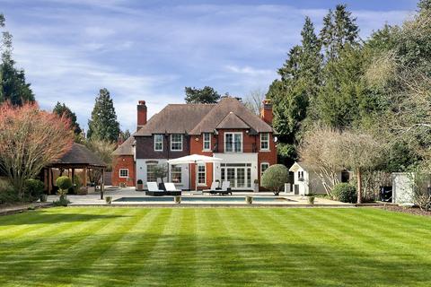 5 bedroom detached house for sale, Leicester LE9