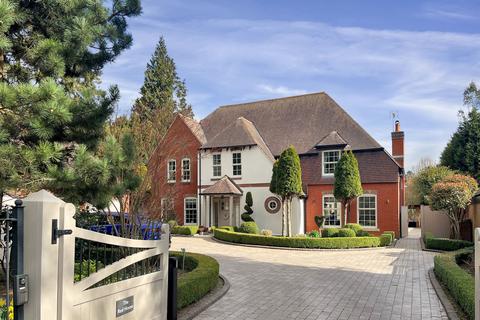 5 bedroom detached house for sale, Leicester LE9