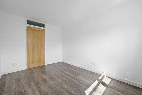1 bedroom flat for sale, Sturrock Close, Tottenham, London, N15