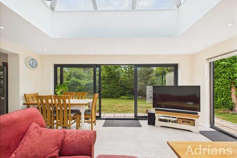 4 bedroom detached house for sale, Ponds Road, Chelmsford