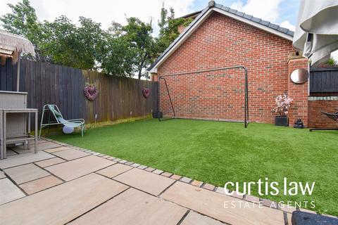 39 The Meadows, Darwen, BB3 0PF