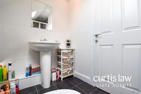 39 The Meadows, Darwen, BB3 0PF