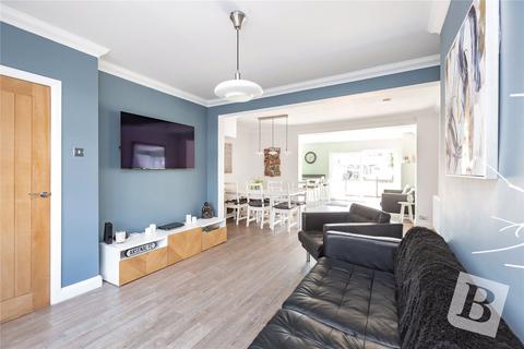 36 Chestnut Glen, Hornchurch, RM12 4HL
