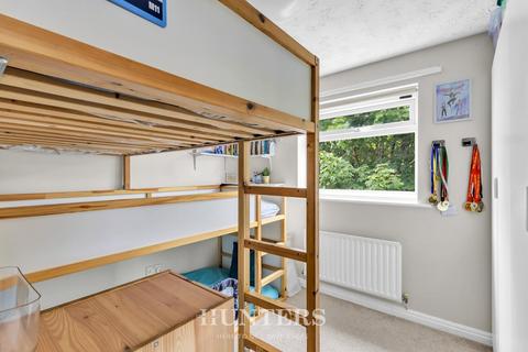 8 Evesham Gardens, Middleton, Manchester, M24 1RS