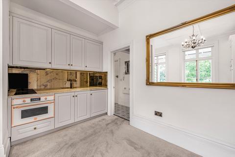 undefined, Old Palace Lane, Richmond, TW9