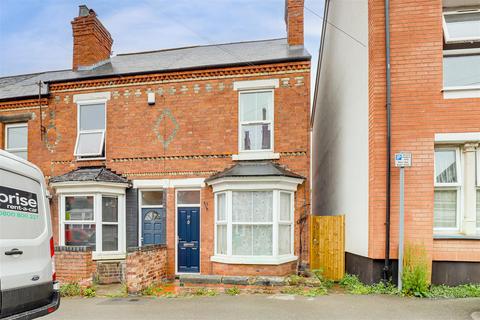 3 bedroom end of terrace house for sale, Goodliffe Street, Forest Fields NG7