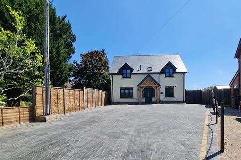 4 bedroom house for sale, Allensmore