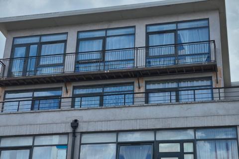 2 bedroom flat for sale, Harold Road, London E13
