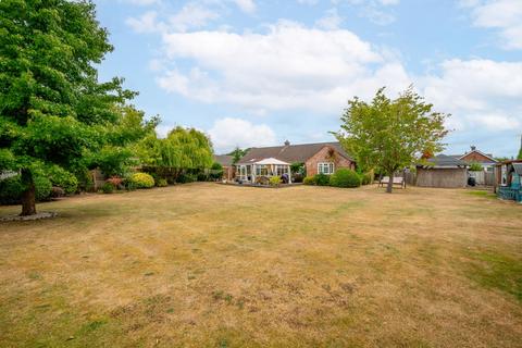 4 bedroom detached bungalow for sale, Gurney Road, New Costessey