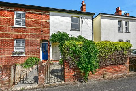 York Road, Farnborough, GU14