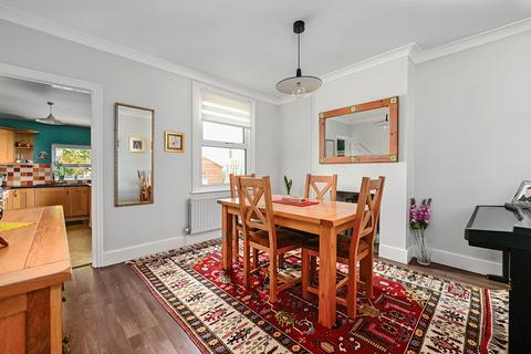 undefined, York Road, Farnborough, GU14