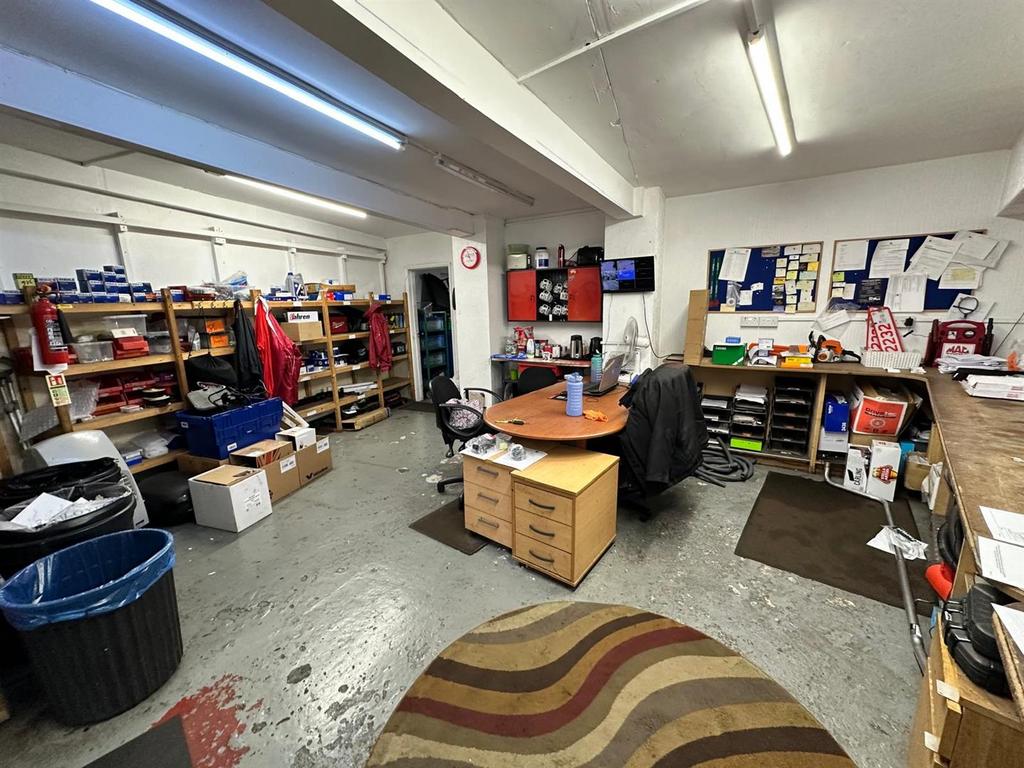 GF Retail (Rear Office).jpg