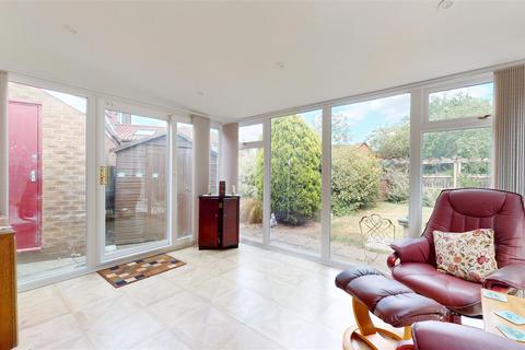 undefined, Fontwell Drive, Bletchley, Milton Keynes