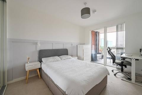 1 bedroom flat for sale, Galyon Point, Royal Docks, London, E16