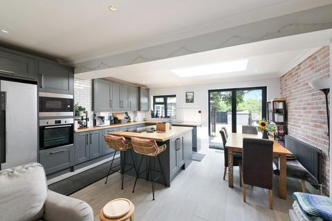 51 Northcroft Road, Epsom, KT19 9SZ