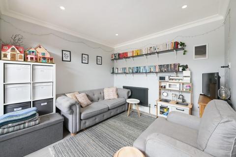 51 Northcroft Road, Epsom, KT19 9SZ