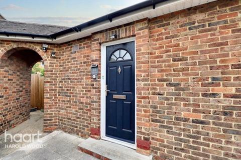 undefined, Retford Road, Harold Hill