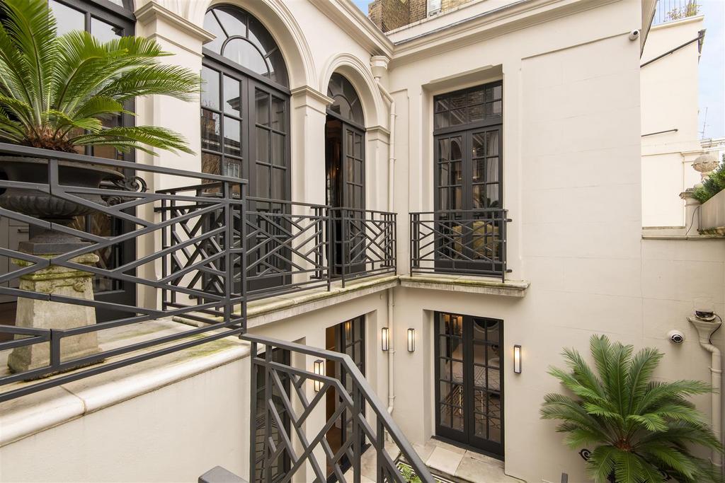 Knight Frank-Villa Blanca, Redcliffe Square-2 Hi.j