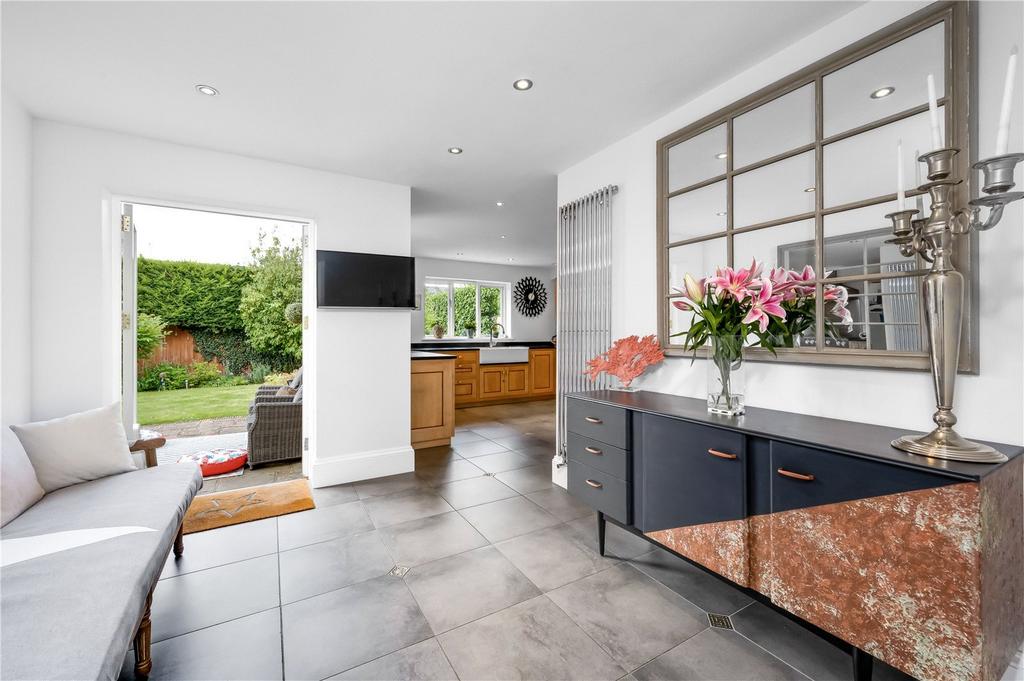 Breakfast Room