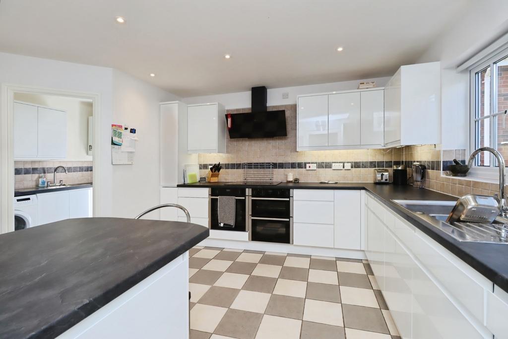Breakfast Kitchen