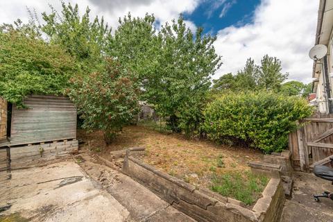 108 Fairmead Crescent, Edgware, HA8 8YP
