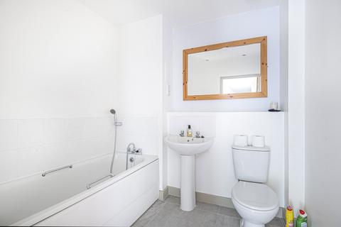 2 bedroom apartment for sale, Tideslea Path, West Thamesmead