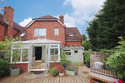 12 High Trees, Fittleworth, Pulborough, RH20 1HH