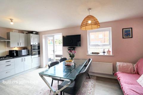 Whitby Drive, Winnington