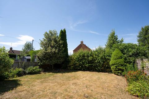 undefined, Kineton