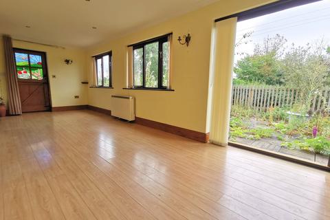 undefined, Tunbeck Close, Wortwell