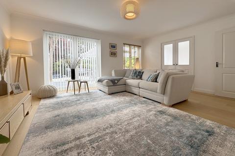 4 bedroom detached house for sale, Clarendon Park, Lymington SO41