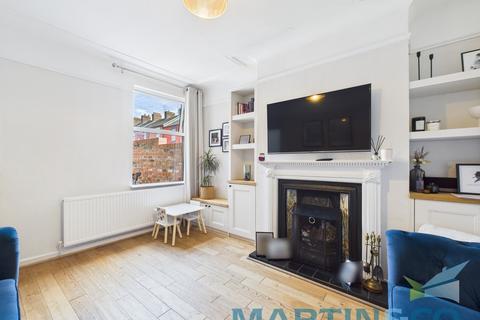 3 bedroom end of terrace house for sale, Victoria Road, Aigburth, Liverpool