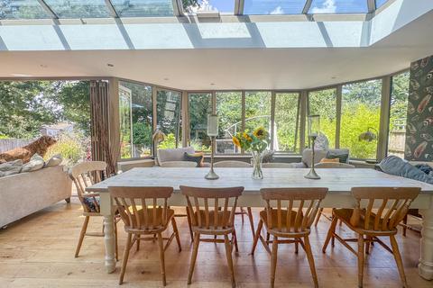 24 Hillcrest Road, Hockley, SS5 4QB