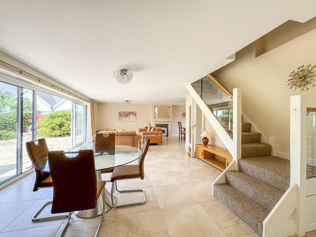 Lounge breakfast area