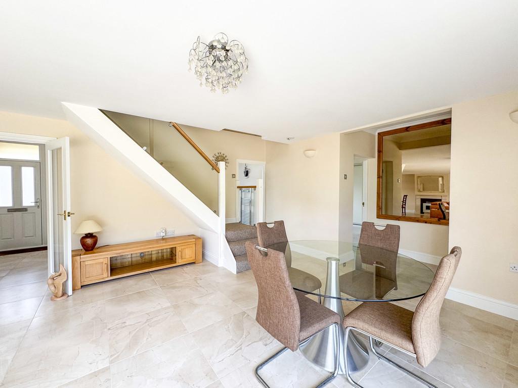 Lounge - breakfast area