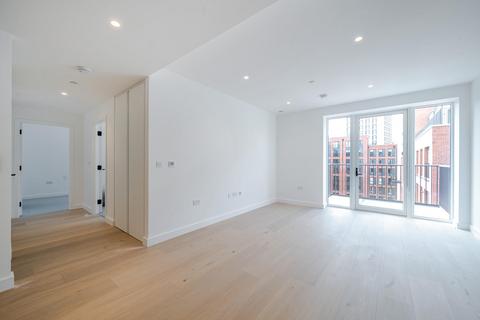 2 bedroom flat to rent, 20 Parkview Avenue, London NW2